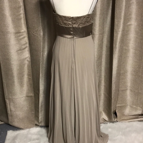 Long Prom or Special ocassion evening dress - Picture 4 of 7